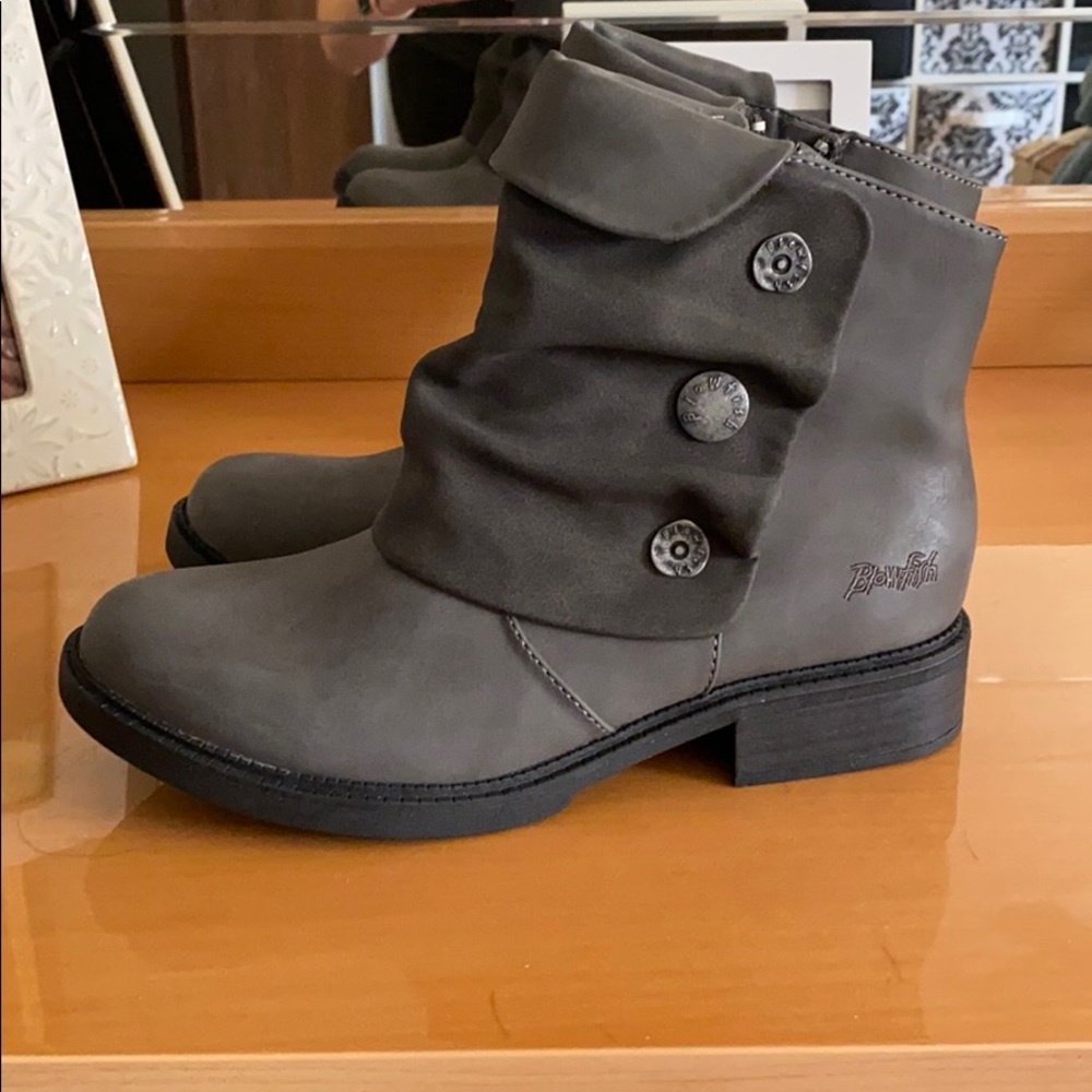 Blowfish Booties